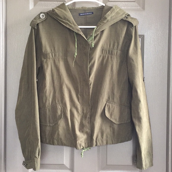 Brandy Melville ‘the Hailey’ Jacket - Picture 3 of 8